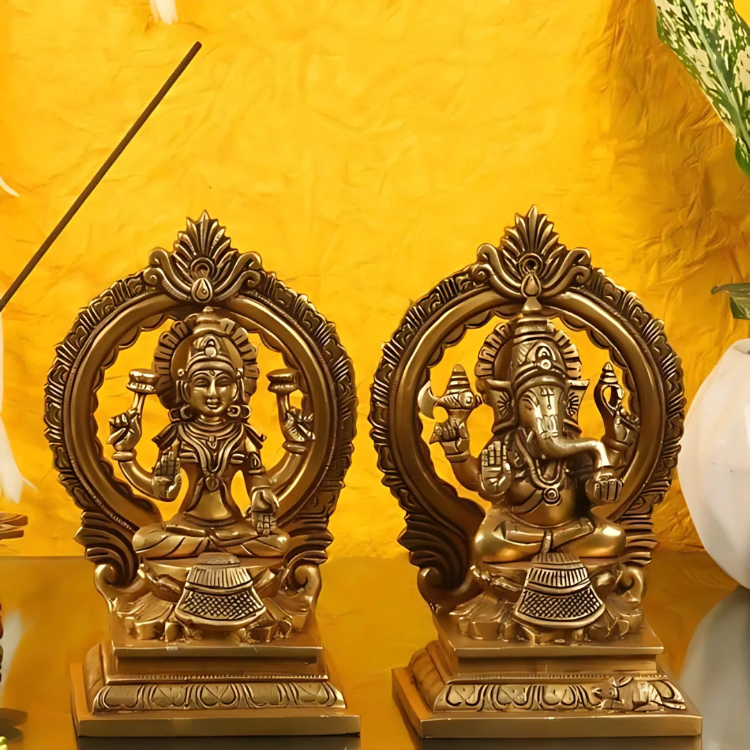 Antique Brass Lakshmi Ganesha Idol2 lifestyel view