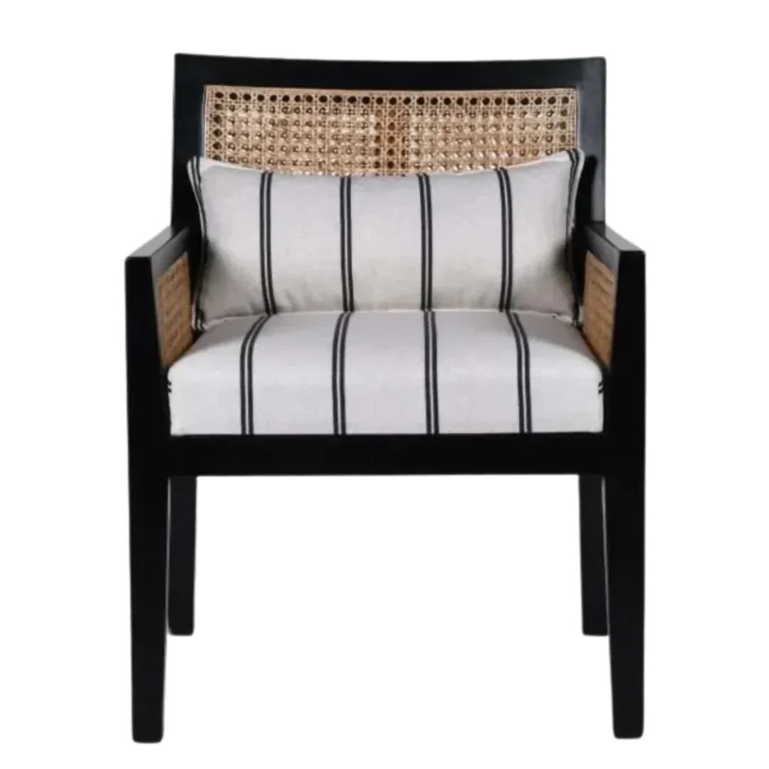 Front View of Coastal Teak Wood Lounge Chair (Black)