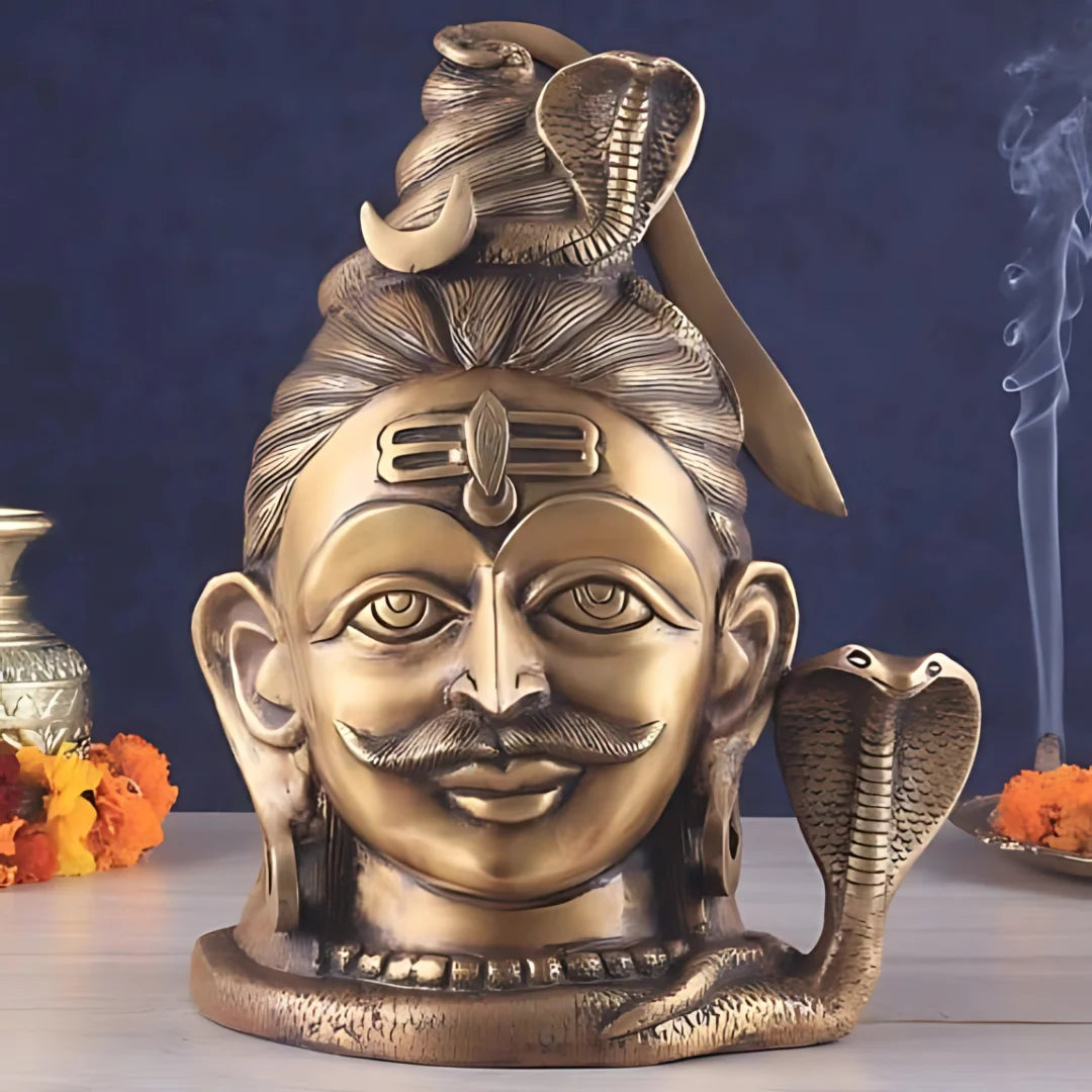 Mahadeva Brass Idol 7 lifestyle view