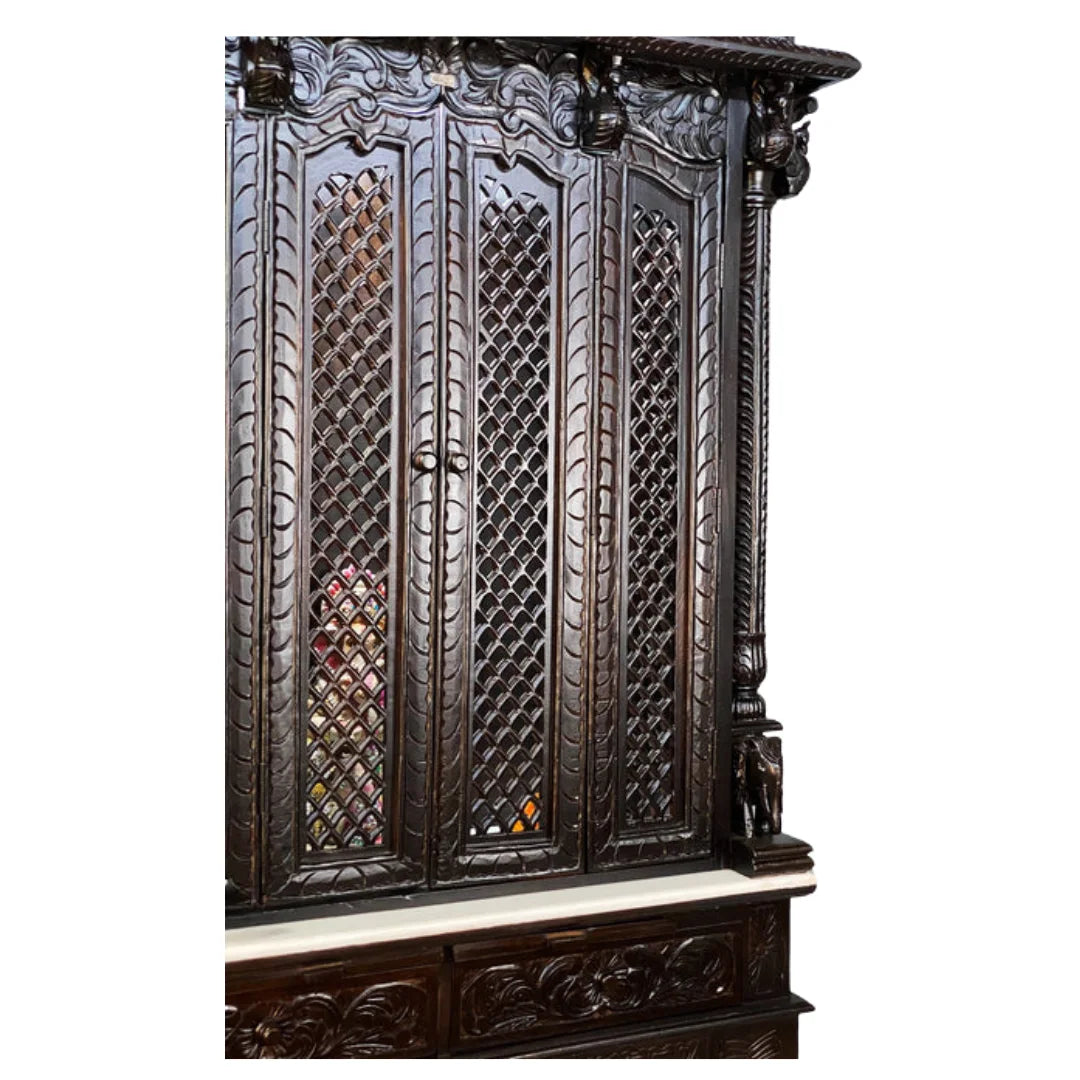 Shrivanta Teak Wood Mandap (Brown)