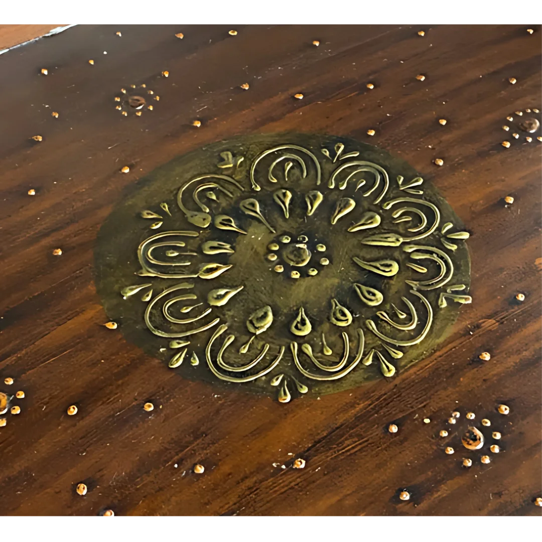 Suvarnya Sheesham Wood Mandir (Brown)