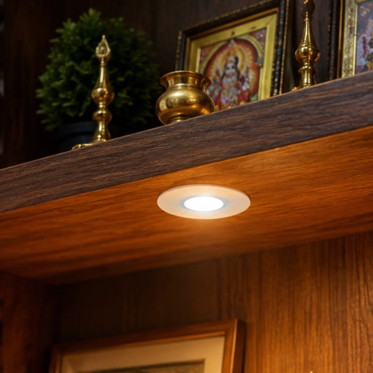 2 w undershelf light