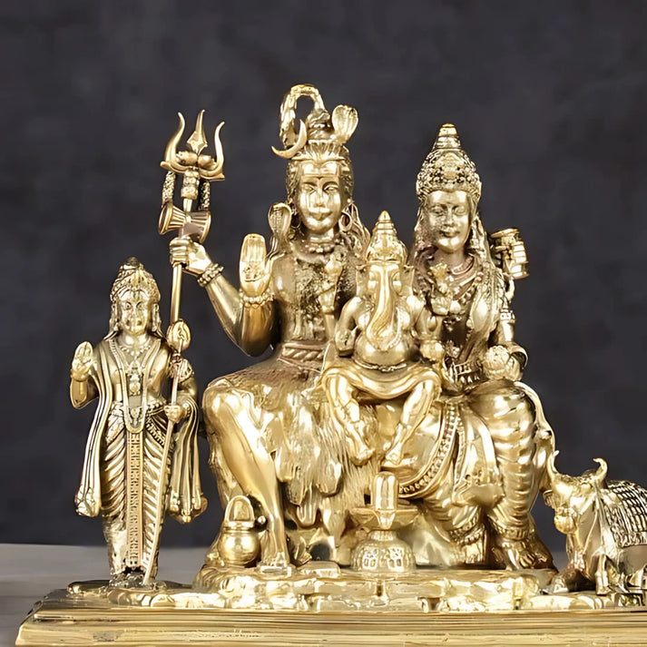 Antique Brass Shiv Parvati Brass Idol - 7