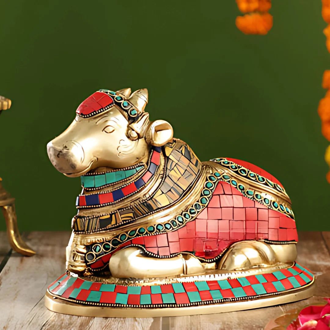Nandi Brass Idol 3 lifestyle view