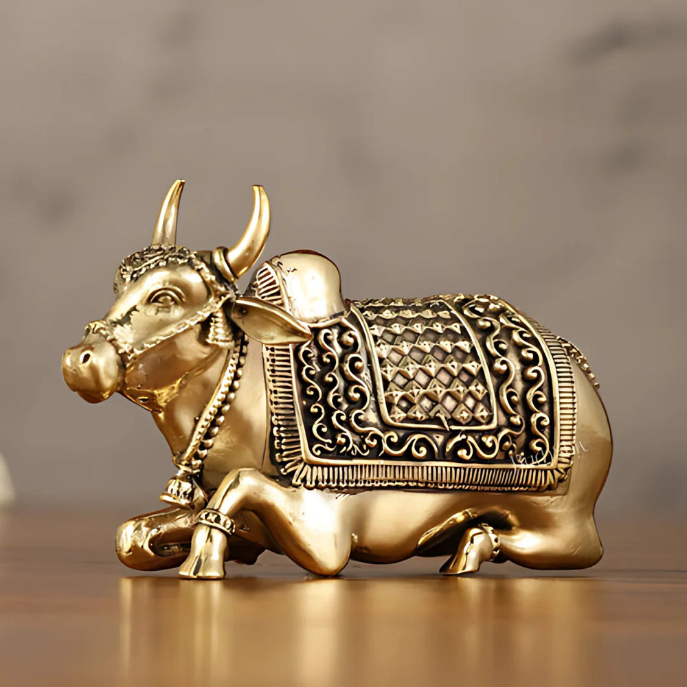 Nandi Brass Idol 4 lifestyle view