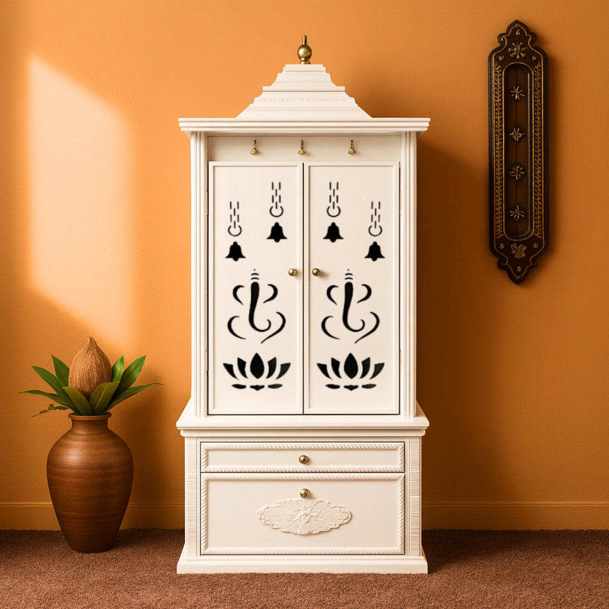Rajdwar Teak Wood Mandap (White) lifestyle view