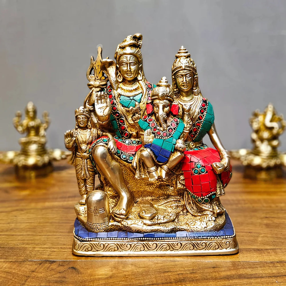 Shiv Parivar Brass Idol lifestyle view
