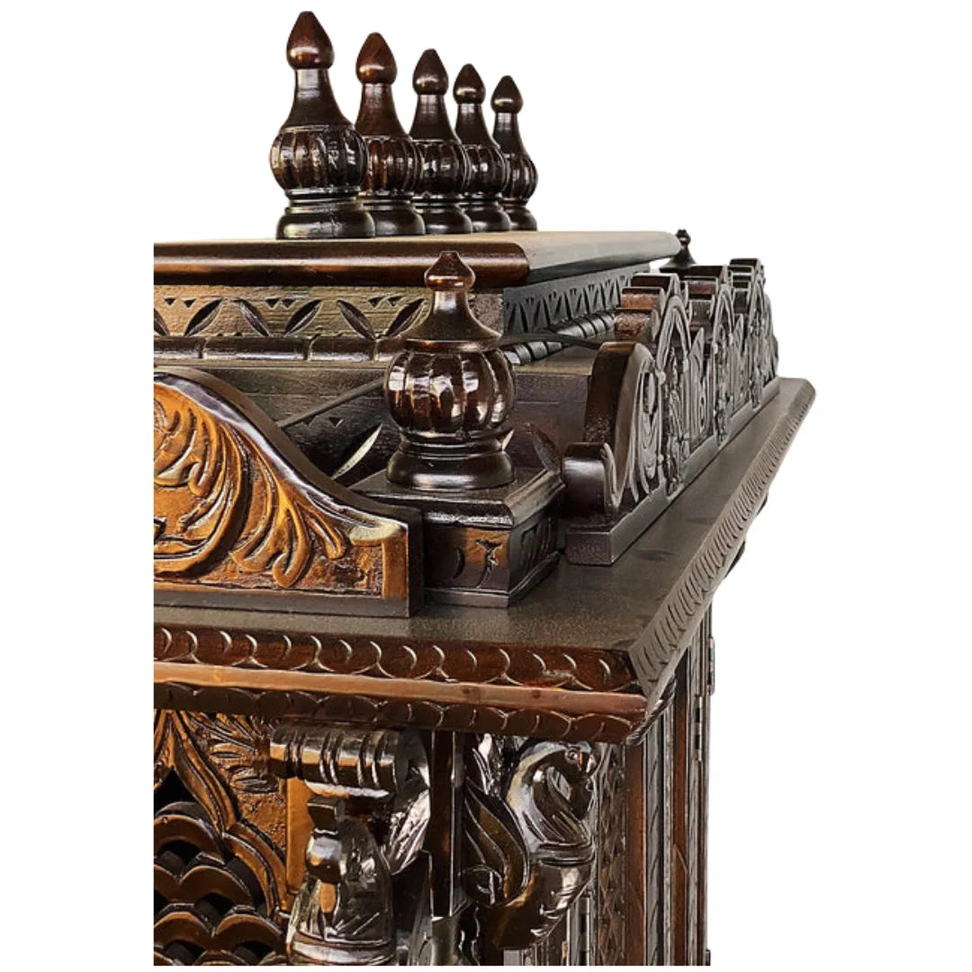 Shrivanta Teak Wood Mandap (Brown)