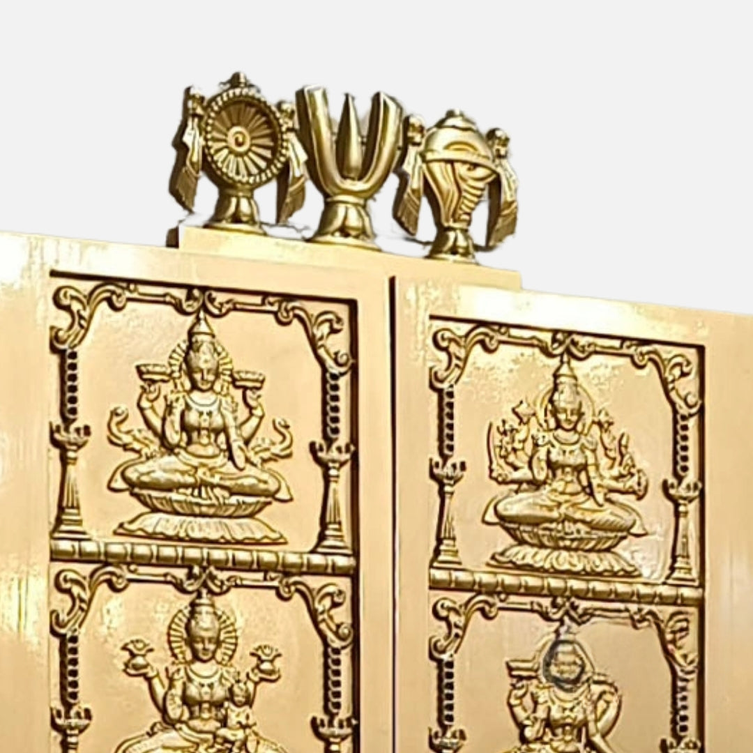 close view of Chandrika Teak Wood Mandap (Gold) 