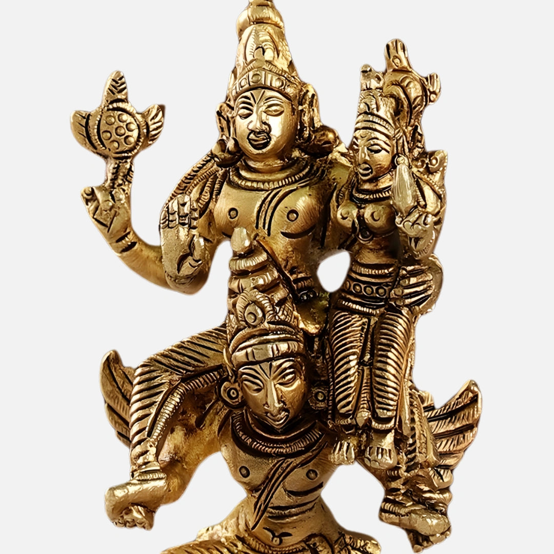 zoom view  of Vishnu Lakshmi on Garuda Brass Idol 